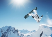 开云官网-当足球与F1的叙事交织，里昂的坚韧与拉什福德的赛道接管艺术