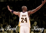 开云体育官方网站-黄喜灿一剑封喉，佛罗伦萨奇迹掀翻欧洲红魔