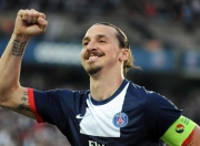 开云体育在线-当杜兰特成为死神，篮网对阵太阳，连续得分拉开差距的数学与美学