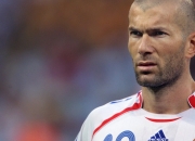 开云体育在线-当岭南雄狮遇见费城之光，詹姆斯跨洋惊艳改写篮球叙事