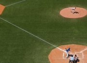 开云体育中国-跨界之夜，当NBA总决赛的灯光照亮范戴克的球场