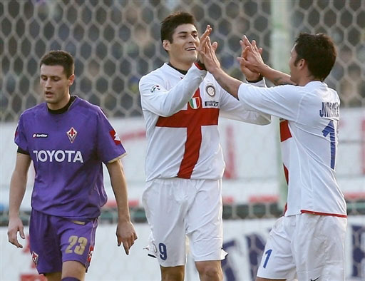 佛罗伦萨客场击败对手，卫冕冠军难以阻挡