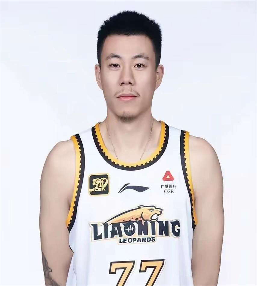 江苏男篮客场不敌上海队,结束连胜 江苏男篮客场不敌上海队,结束连胜