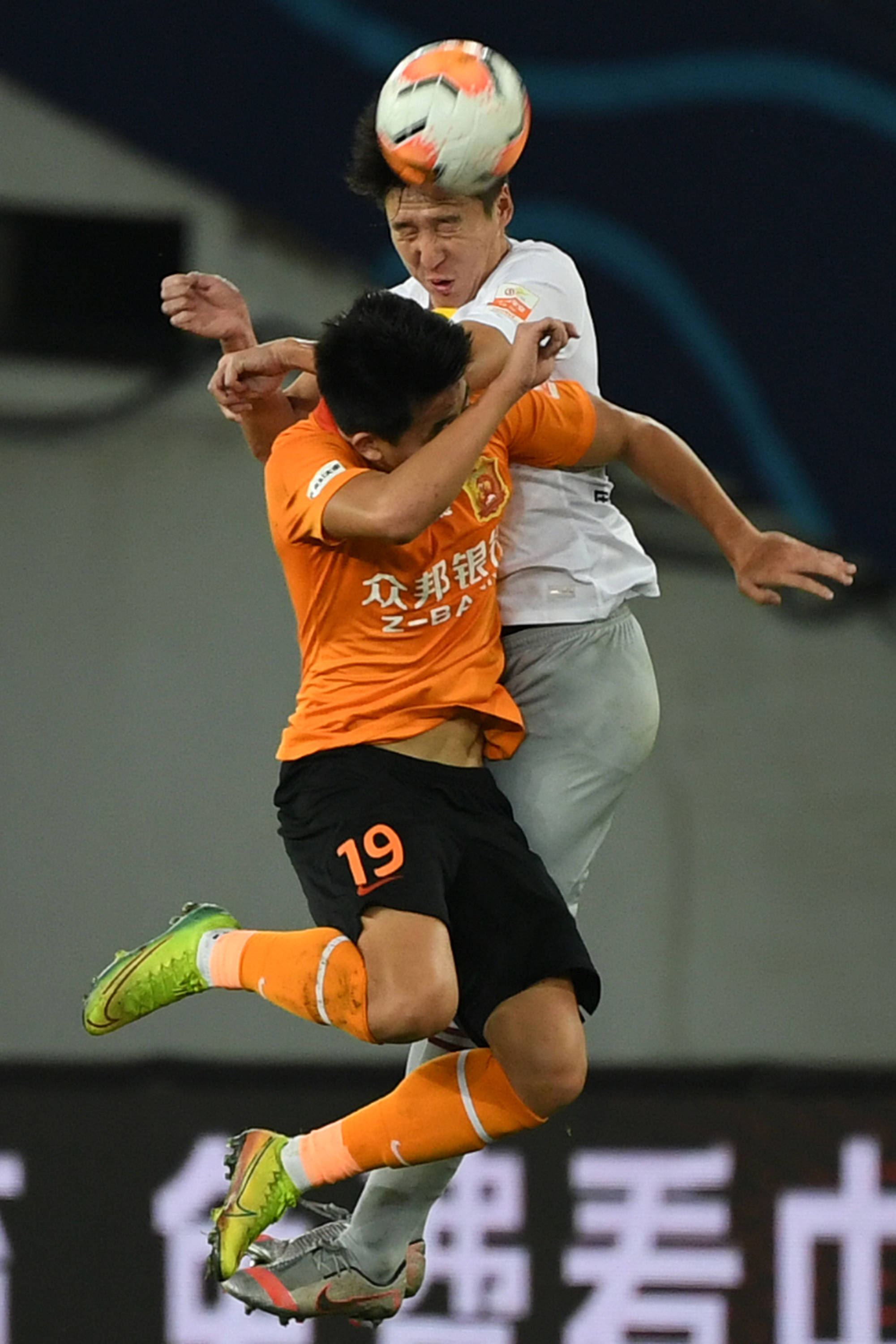 重庆力帆在客场力克河北华夏幸福,全取三分的简单介绍 重庆力帆在客场力克河北华夏幸福,全取三分的简单介绍