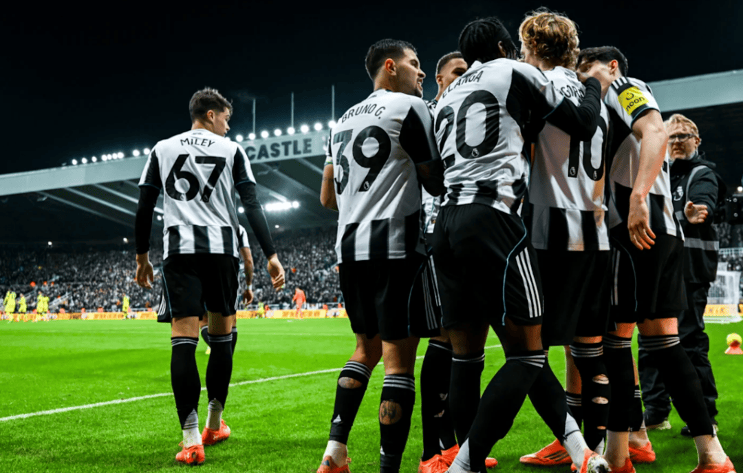 伯恩利客场大胜纽卡斯尔,夺回积分榜前列!的简单介绍 伯恩利客场大胜纽卡斯尔,夺回积分榜前列!的简单介绍