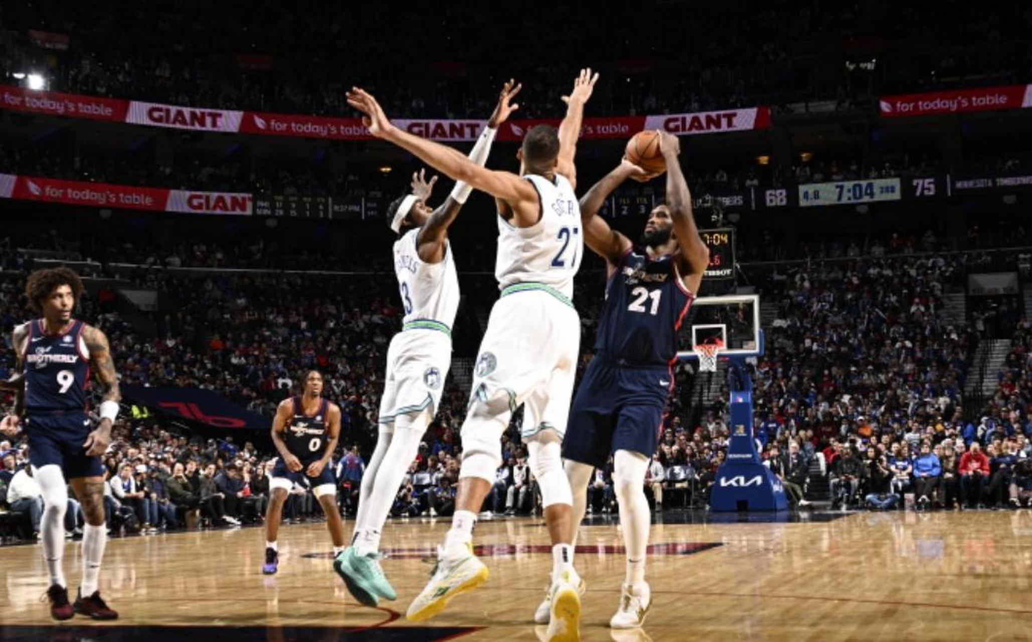 包含北京队碾压新疆队,恩比德点燃赛场的词条 包含北京队碾压新疆队,恩比德点燃赛场的词条