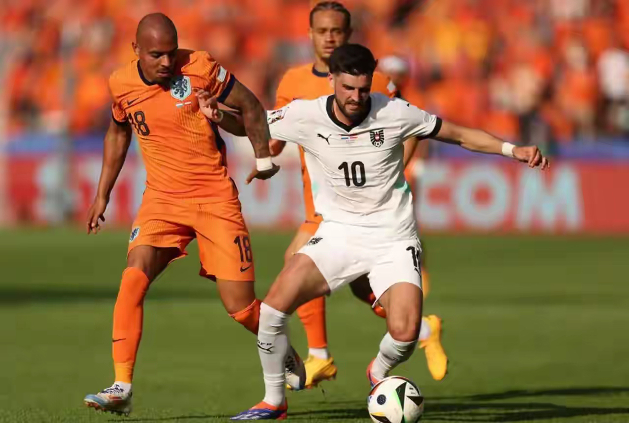 荷兰完胜波兰,恩昆库制霸全场的简单介绍 荷兰完胜波兰,恩昆库制霸全场的简单介绍