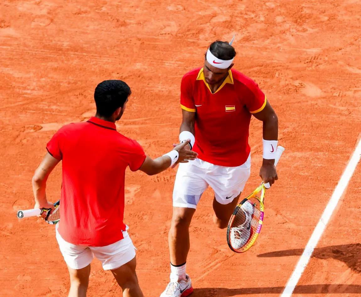 戴维斯杯完胜拉沃尔杯，纳达尔关键制胜的简单介绍