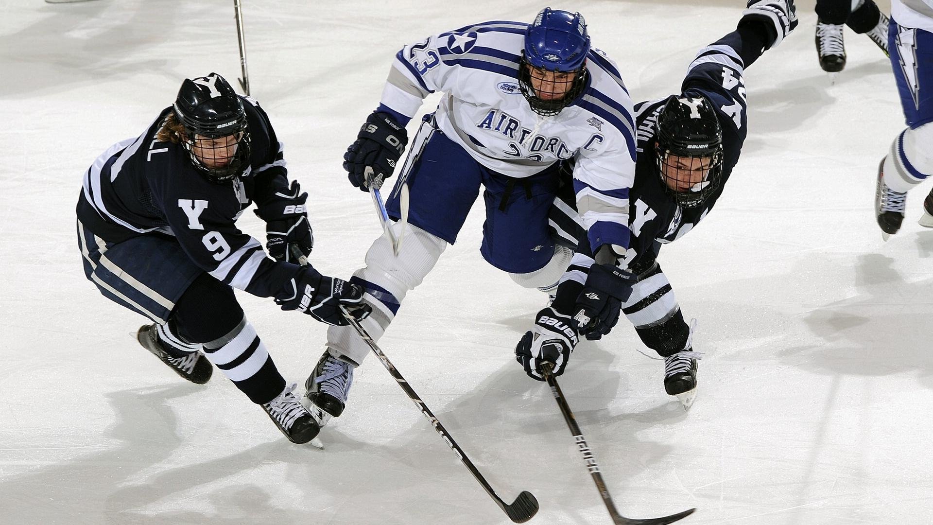 马刺关键战突围凯尔特人,切特成为关键先生