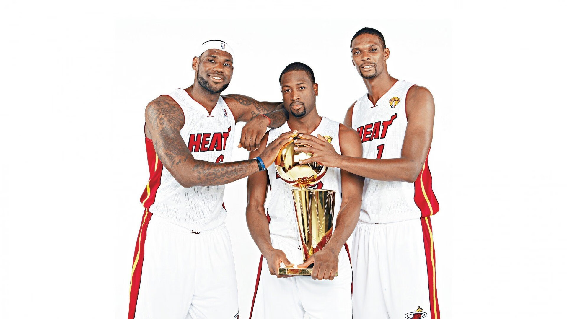 开拓者横扫上海队,班凯罗展现巨星价值,一场定义未来的胜利